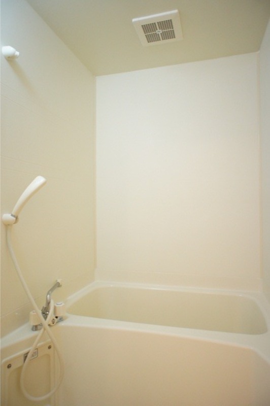 バス・シャワールーム　図面と現状に相違がある場合には現状を優先