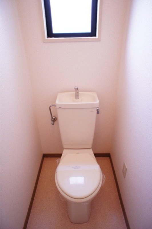 トイレ　図面と現状に相違がある場合には現状を優先