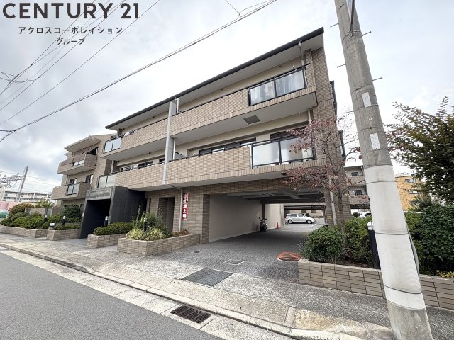 建物外観　オートロック付きで安心です！