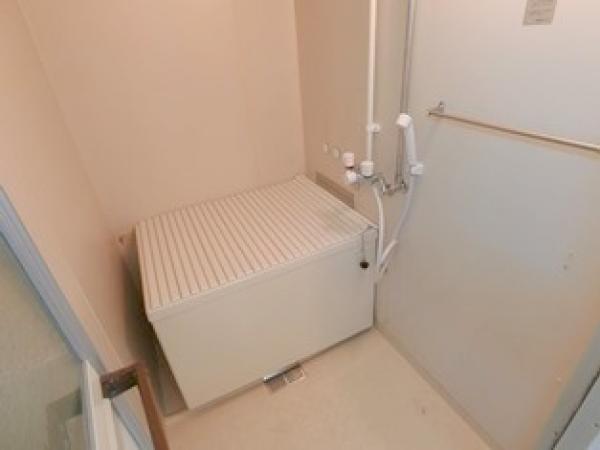 バス・シャワールーム　同タイプ内観です