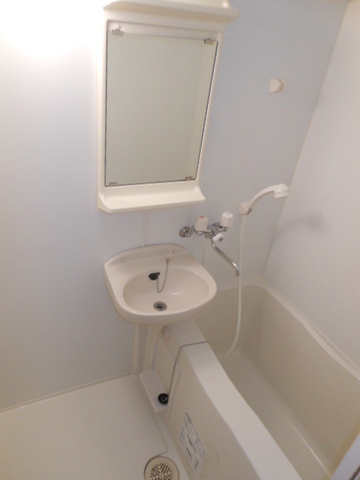 バス・シャワールーム　バスルーム