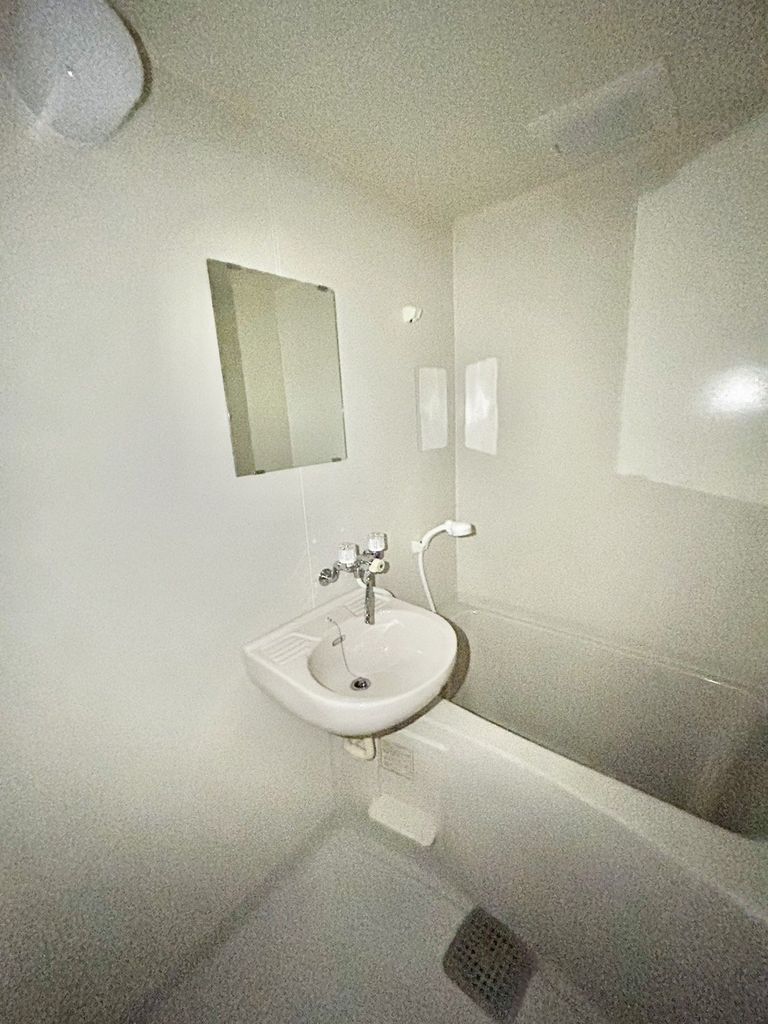 バス・シャワールーム　★お部屋探しはタウンハウジング高幡不動店まで★