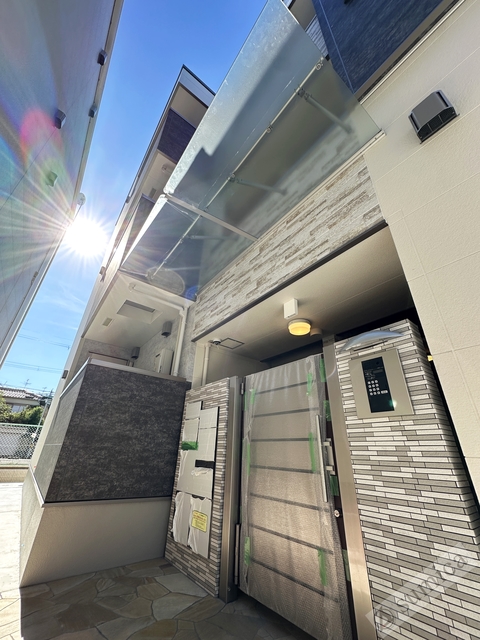 エントランス　オートロック・防犯カメラ完備で部外者はシャットアウト♪♪