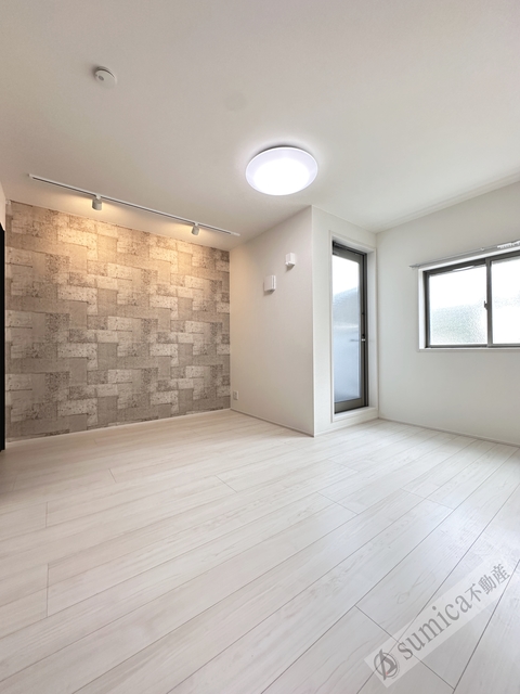 居室・リビング　インターネットも無料で使い放題♪