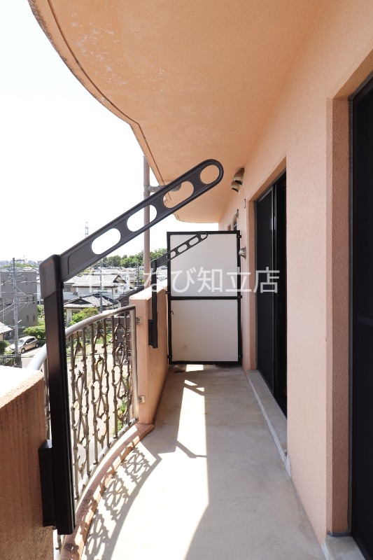 バルコニー　同型別部屋写真