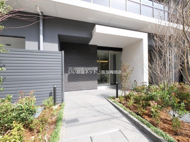 エントランス　※同仕様写真となります。