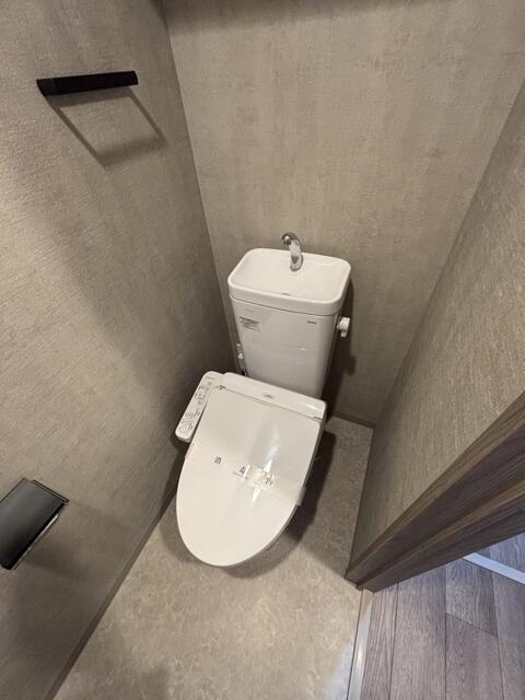 トイレ　トイレ?