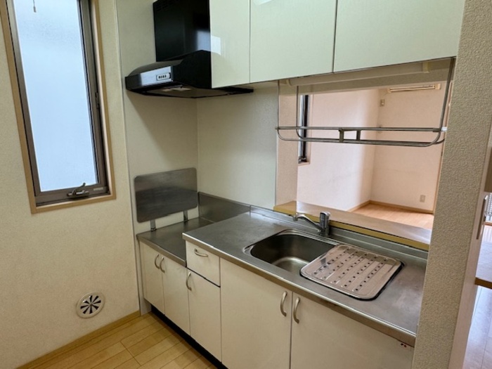 キッチン　人気のカウンタータイプのキッチンです☆ガスコンロ対応。