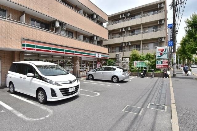 コンビニ　セブンイレブン板橋高島平8丁目店（コンビニ）まで456m