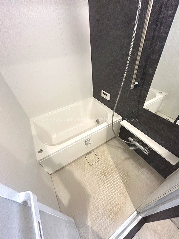 バス・シャワールーム　☆追い炊き機能付き☆