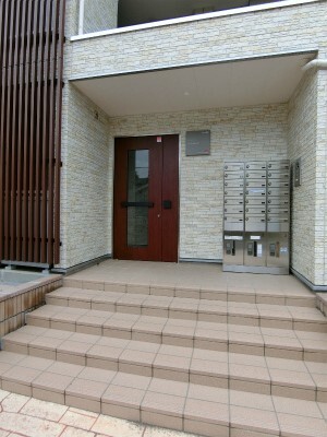 エントランス　建物の内部です