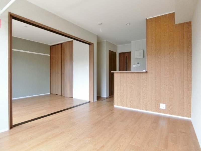 居室・リビング　図面と現状に相違がある場合には現状を優先