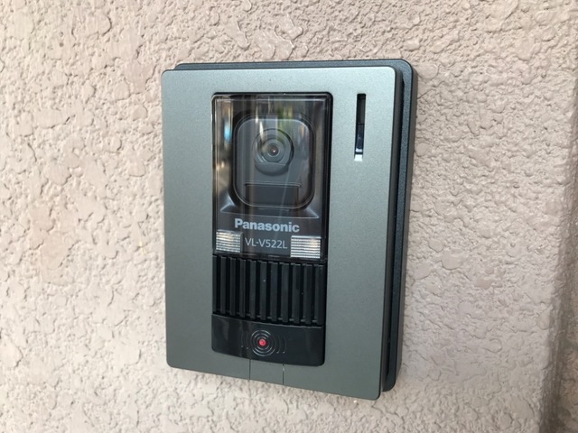 セキュリティ　カメラ付インターホン