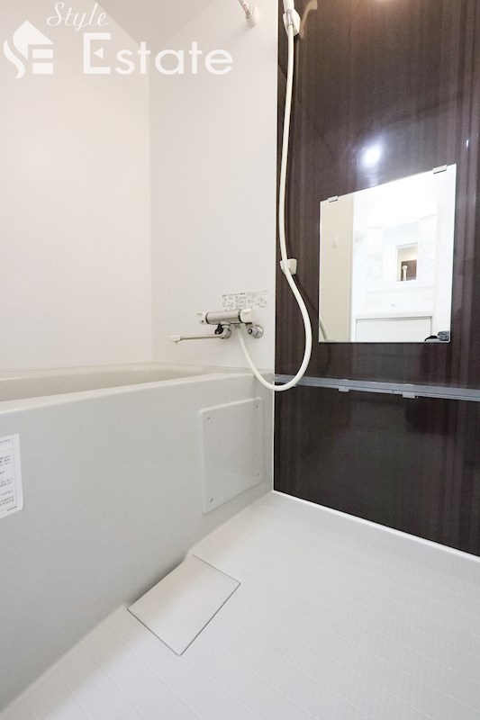 バス・シャワールーム　バスルーム