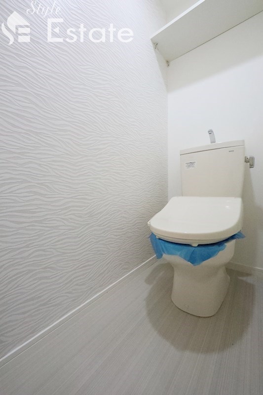 トイレ　温水洗浄便座