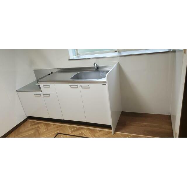 キッチン　別確度からのキッチンです。