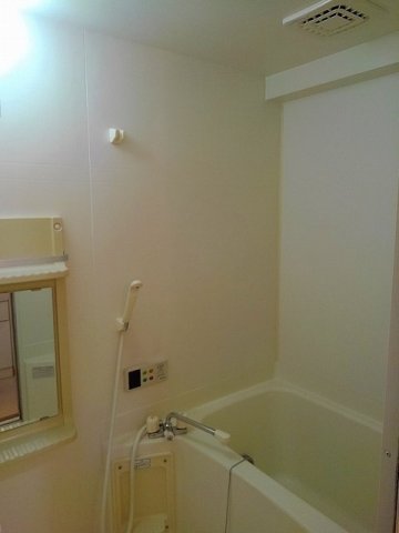 バス・シャワールーム　お風呂です