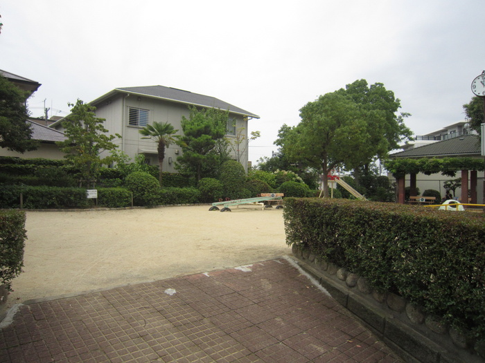 公園　楠公園（公園）まで210m