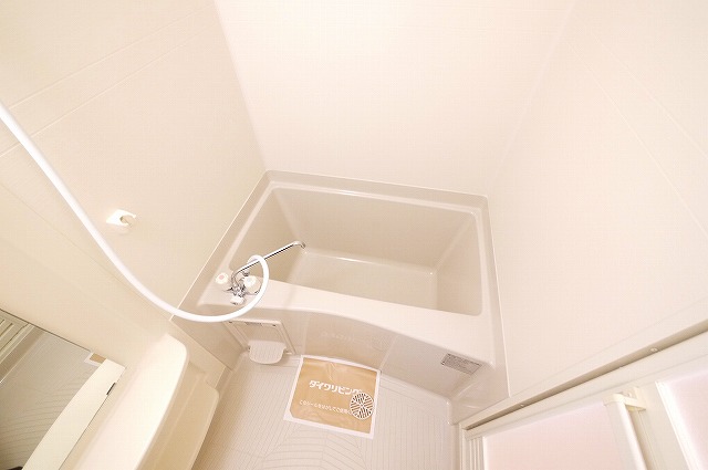 バス・シャワールーム　ゆったり過ごせるお風呂です