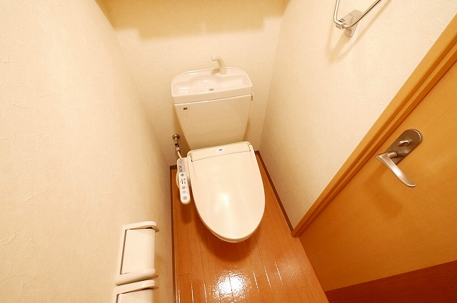 トイレ　シンプルで使いやすいトイレです