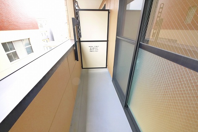 バルコニー　陽当たり良好なバルコニーです