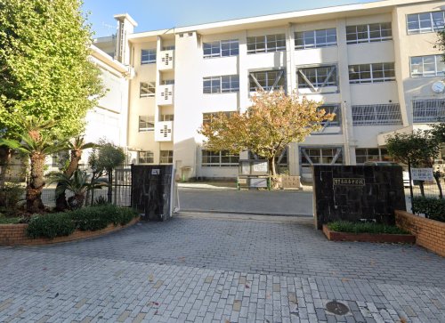 中学校　福岡市立東住吉中学校（中学校）まで806m