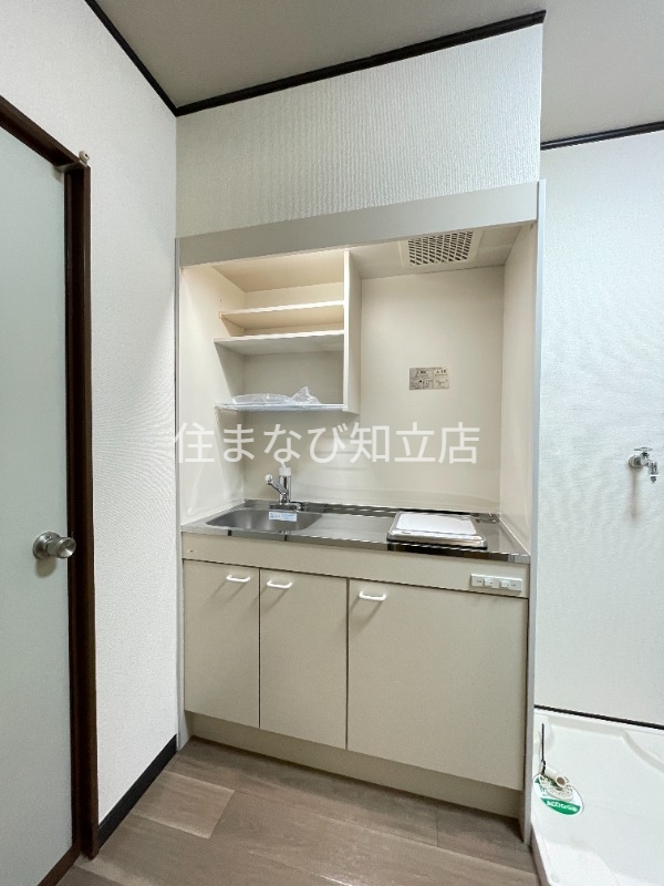 キッチン　同型別部屋写真