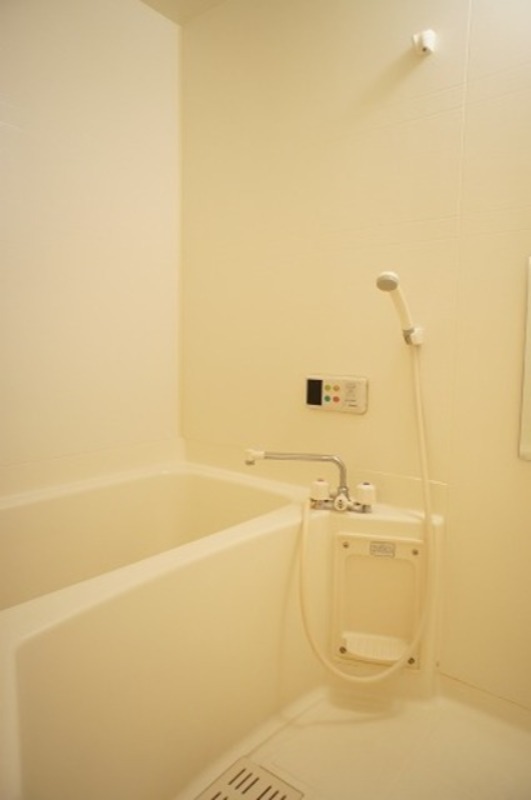 バス・シャワールーム　図面と現状に相違がある場合には現状を優先