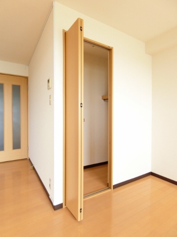 収納　図面と現状に相違がある場合には現状を優先