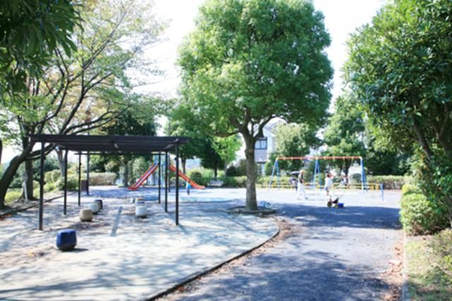 公園　片平公園（公園）まで738m