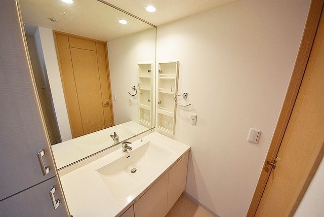 洗面設備　お問合せは(株)タウンハウジング赤坂店へ【03-5563-…