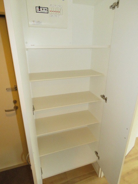 その他設備　下駄箱