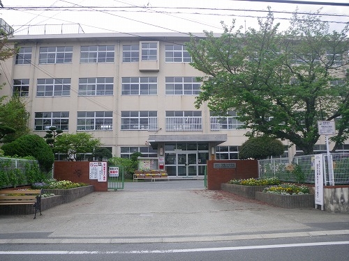 小学校　周船寺小学校（小学校）まで500m