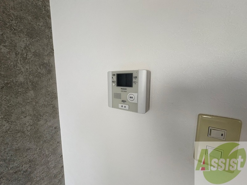 セキュリティ　インターホンは通話ができるので急な訪問があっても安心です。