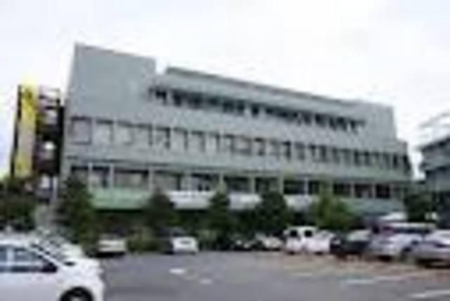 役所　★★区役所（役所）まで370m