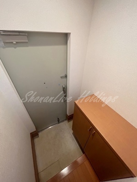 玄関　シューズボックスございます♪