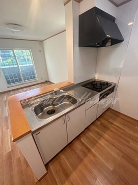 キッチン　ガス3口システムキッチン♪