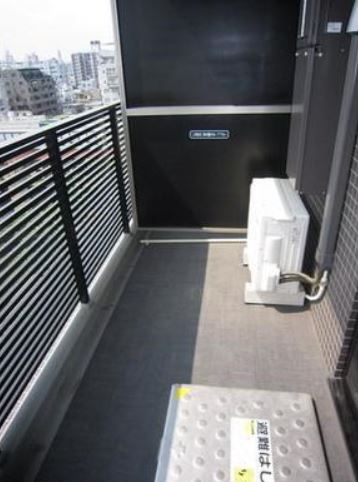 バルコニー　バルコニー