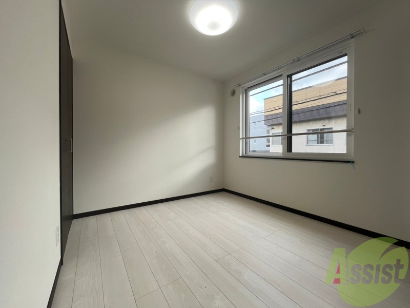 その他部屋・スペース　寝室です。部屋をどう使うかはあなた次第です！