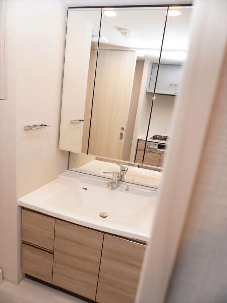 洗面設備　洗面所