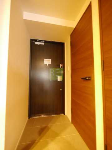 玄関　パークハビオ飯田橋（参考画像）