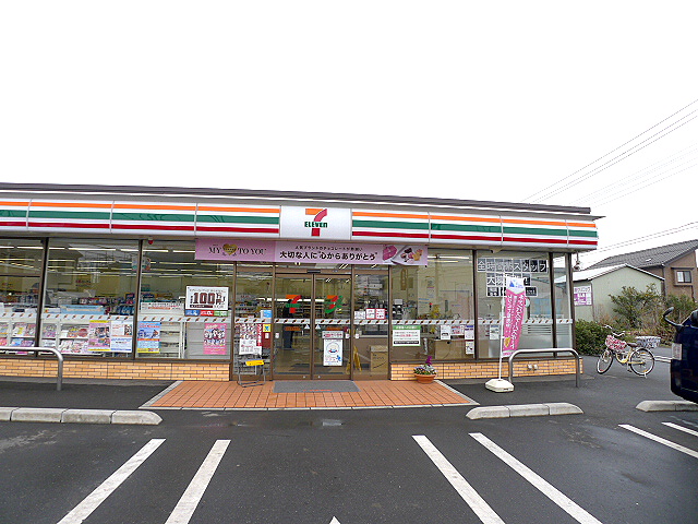 コンビニ　セブンイレブン 松伏町松伏店（コンビニ）まで909m