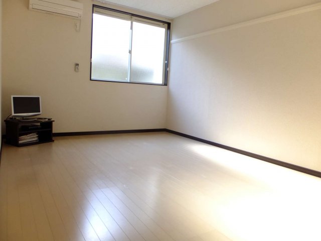 居室・リビング　同タイプ室内