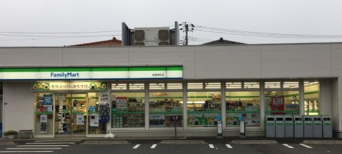 コンビニ　ファミリーマート　船橋湊町店（コンビニ）まで767m