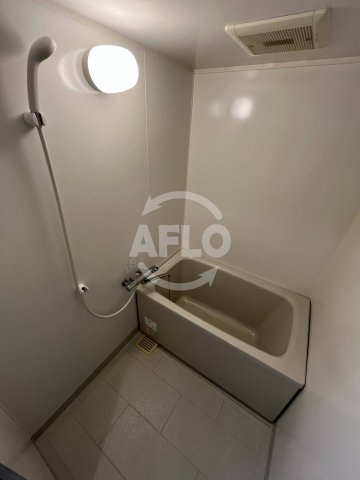 バス・シャワールーム　パストラーレ江坂　浴室