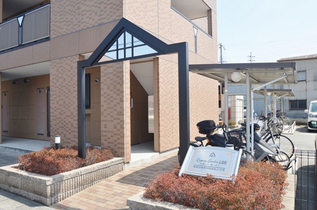 エントランス　エントランス