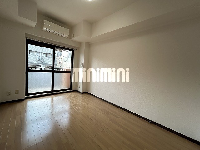 居室・リビング　※別部屋参考写真