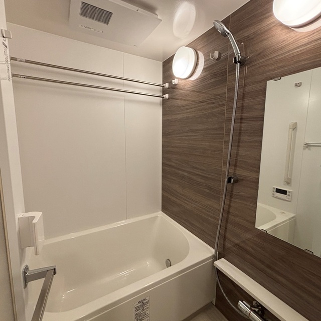 バス・シャワールーム　※写真は同タイプ住戸です。