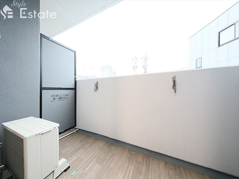 バルコニー　バルコニー