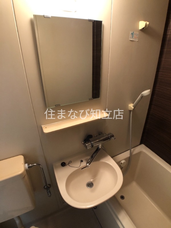 洗面設備　同型別部屋写真